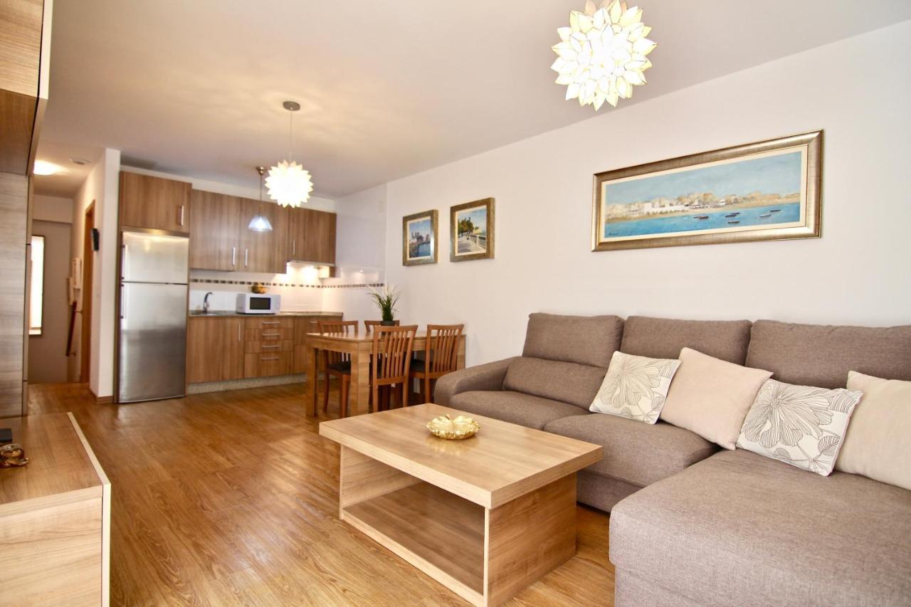 Apartamento Confortable Junto Al Mercado Cadiz Luaran gambar